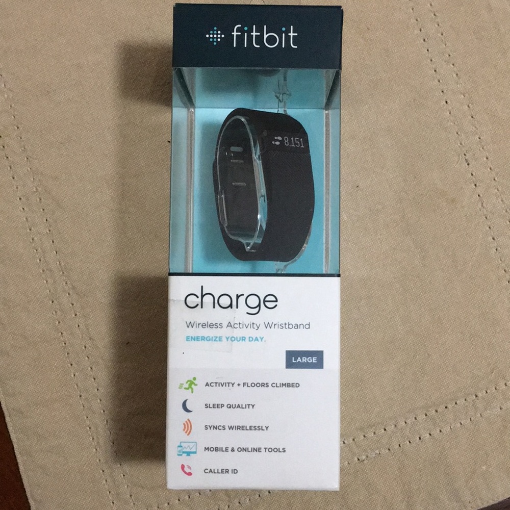 Black Fitbit charge Sz large